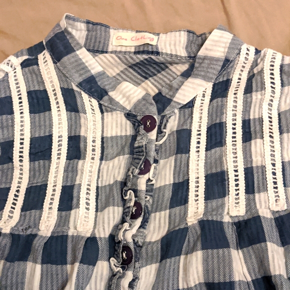 Checkered blouse - Picture 2 of 2